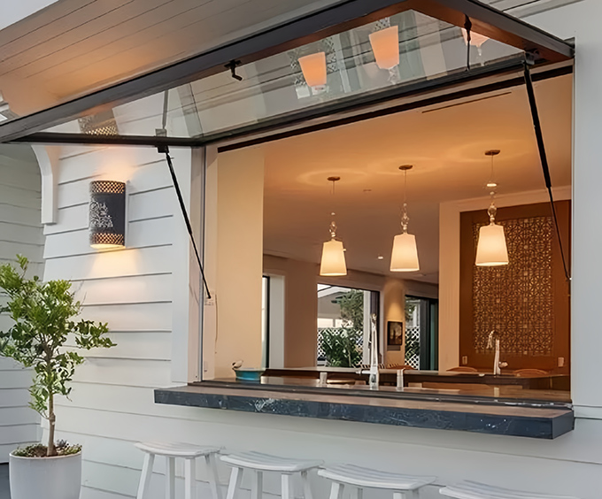 Awning swing window