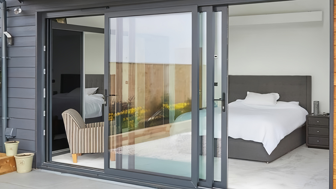 Sliding door